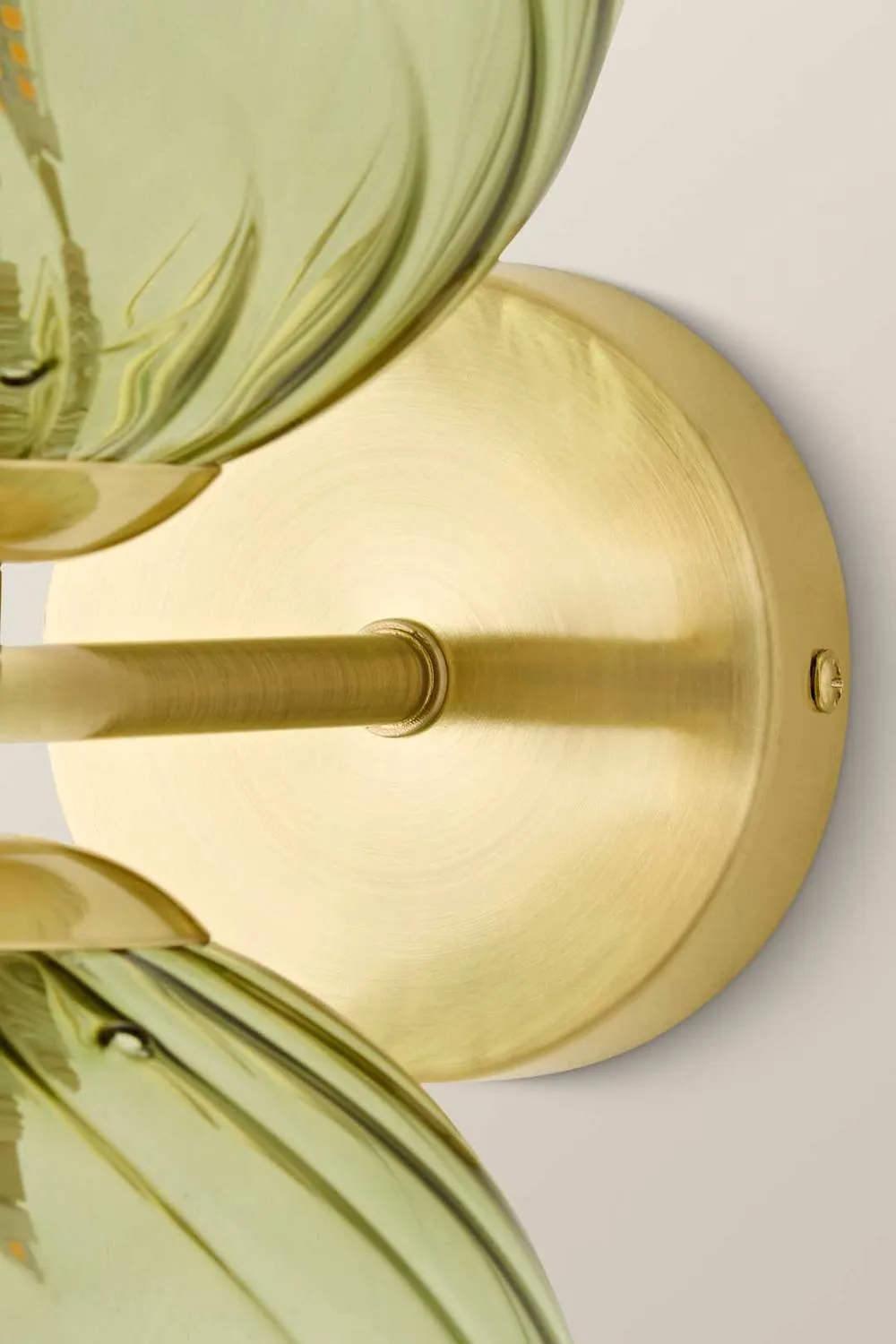 ValueLights Sydney 2 Way Up Down Glass Swirl Shades Wall Light & Bulbs in Gold 4