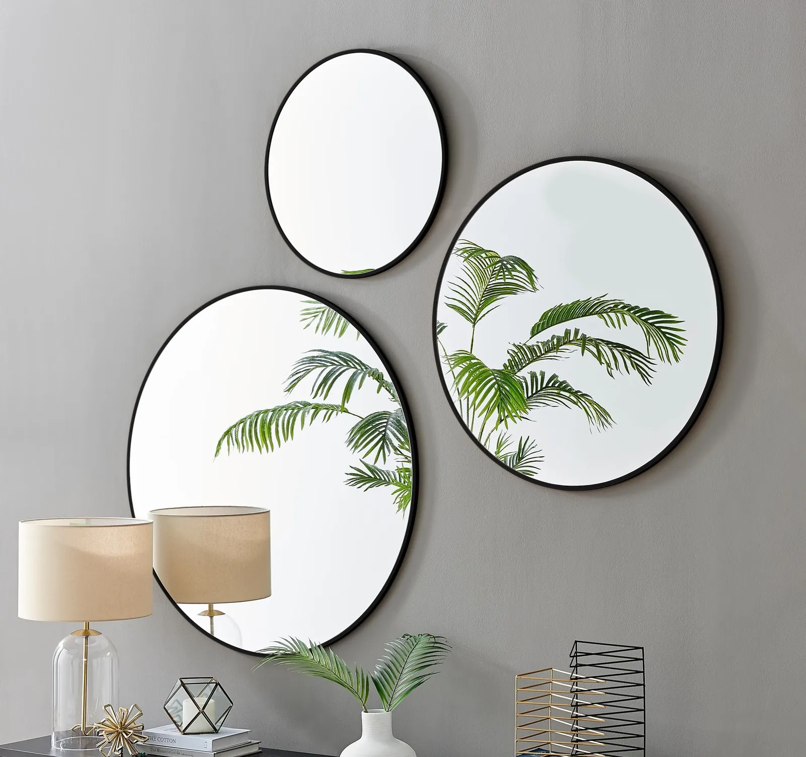 FurnitureboxUK Emma 80cm Medium Art Deco Metal Frame Round Hallway Bedroom Dining & Living Room Wall Mirror in Black 6