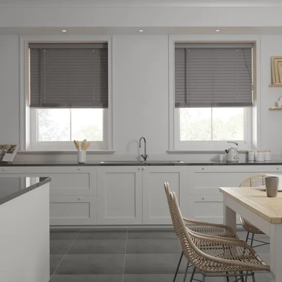 Fauxwood Venetian Blind 4