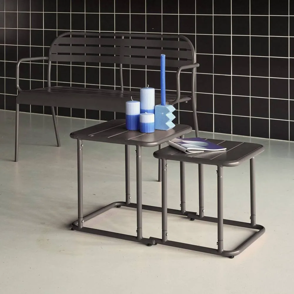 sweeek Square outdoor nesting table in steel in Dark Grey 4