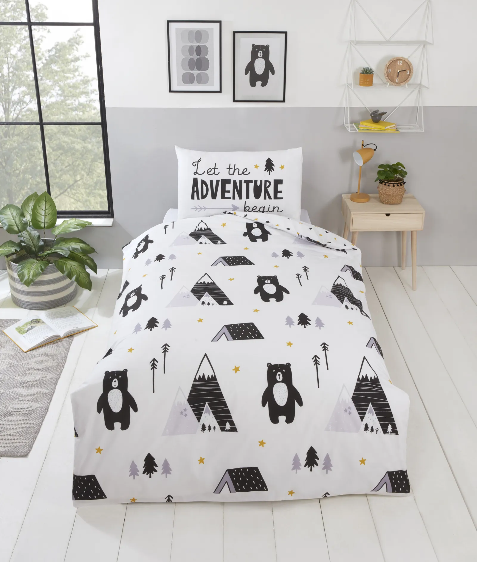 Rapport Home Scandi Bears Duvet Cover Set with Pillowcase in White