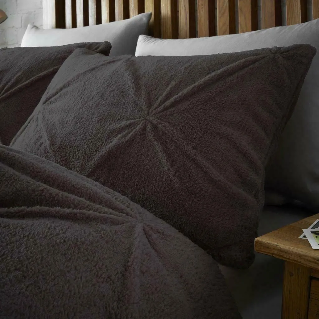Smart Living Teddy Chiswick Pintuck Duvet Cover & Pillowcase Set in Charcoal 3