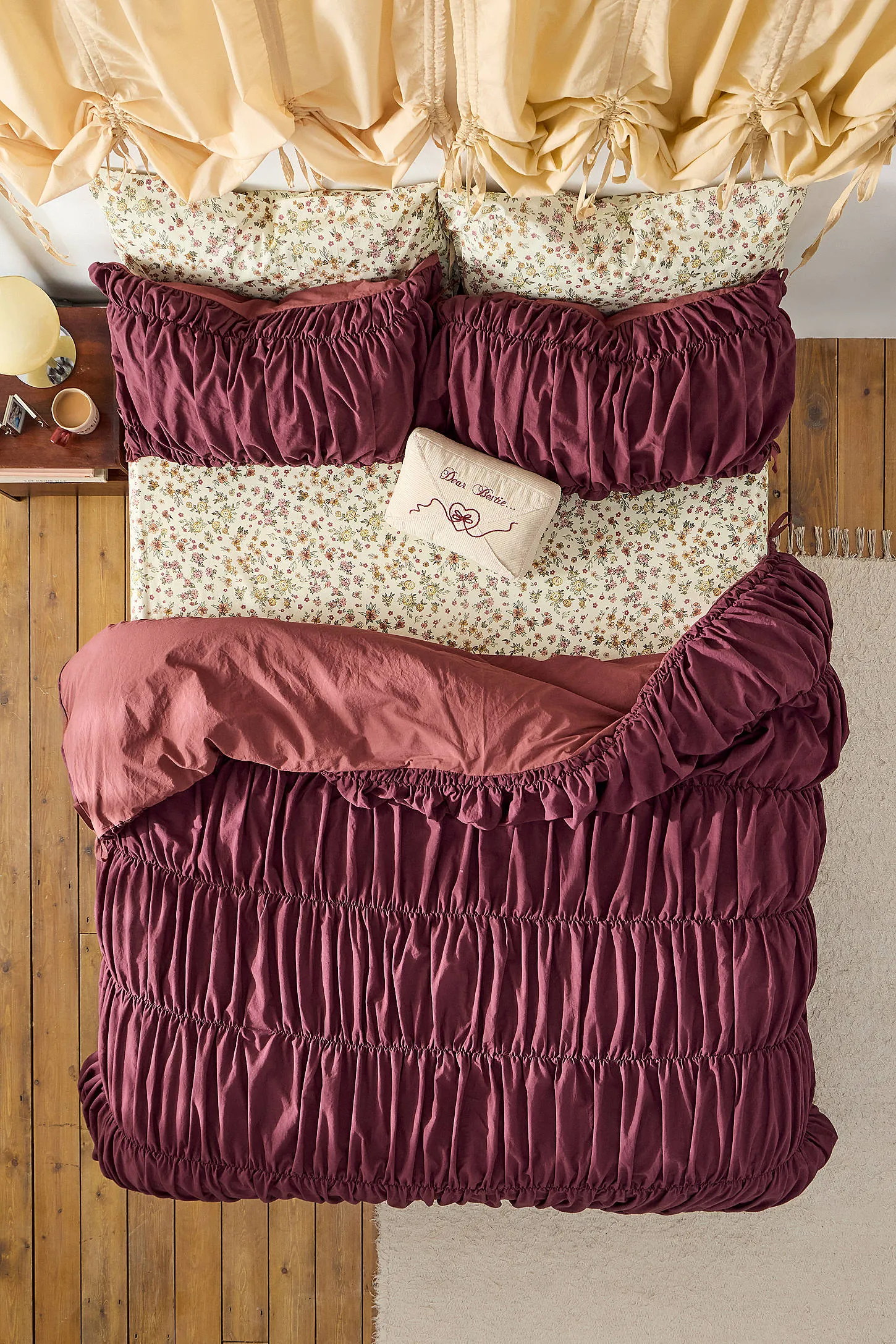 Cinched Duvet Set - Crimson 1