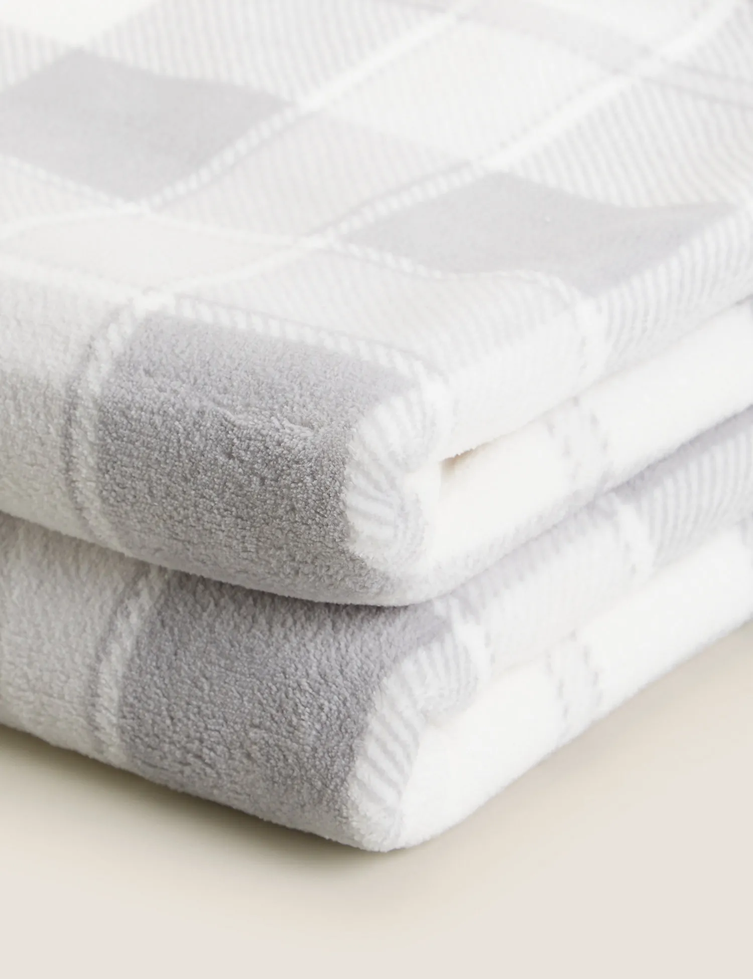 M&S Fleece Checked Throw