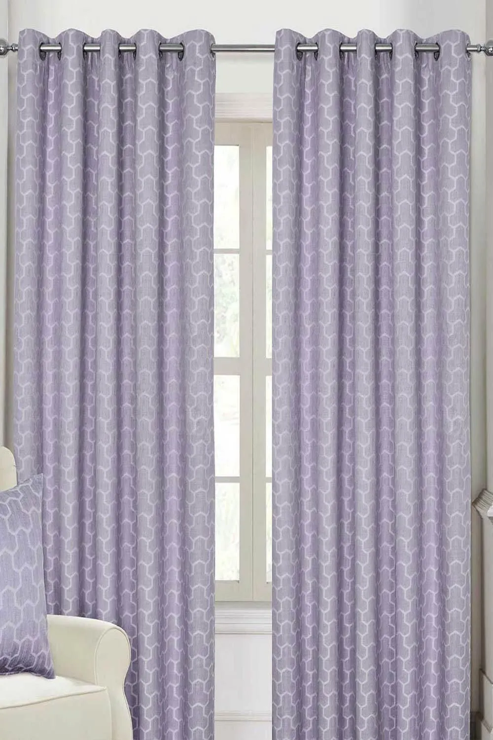 Homescapes Geometric Jacquard Blackout Eyelet Curtain Pair in Lilac 1