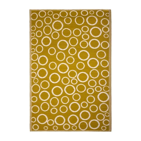 Fallen Fruits Rings Outdoor Rug 2