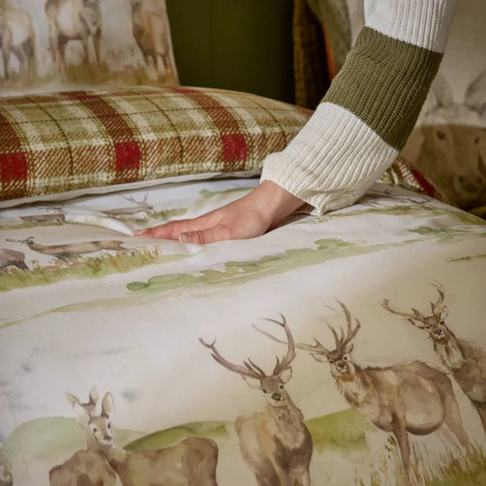Voyage Maison Moorland Stags 100% Cotton Reversible Duvet Cover Set 3