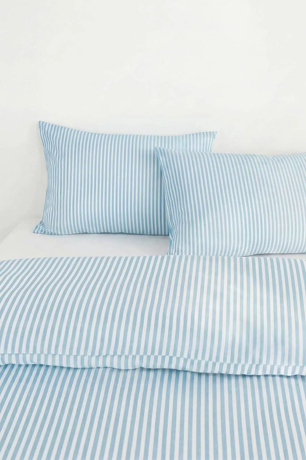 Martex Studio Edition Pinstripe Duvet Cover Set in Blue 3