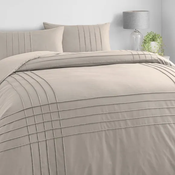Jessa Pintuck Duvet Cover & Pillowcase Set 2