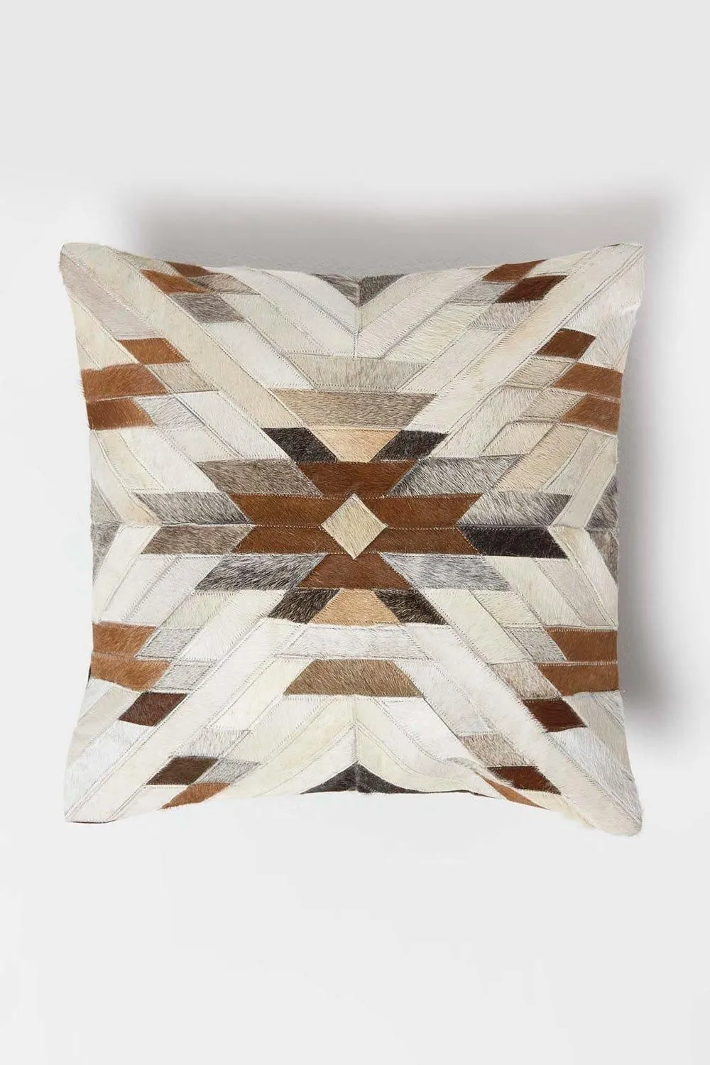Homescapes Geometric Star Leather Cushion 45 x 45 cm in Brown