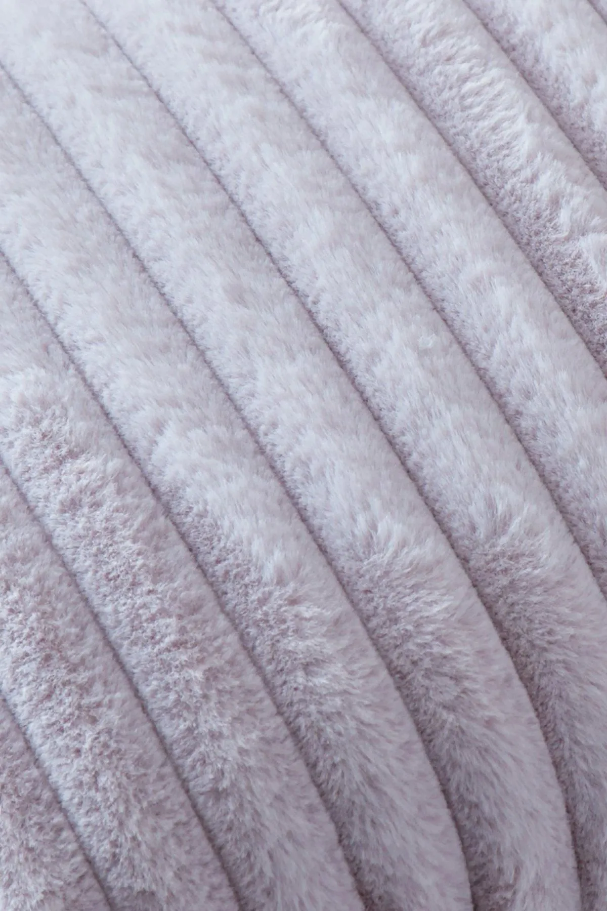 Appletree 'Morritz' Faux Fur Filled Cushion in Mauve 5