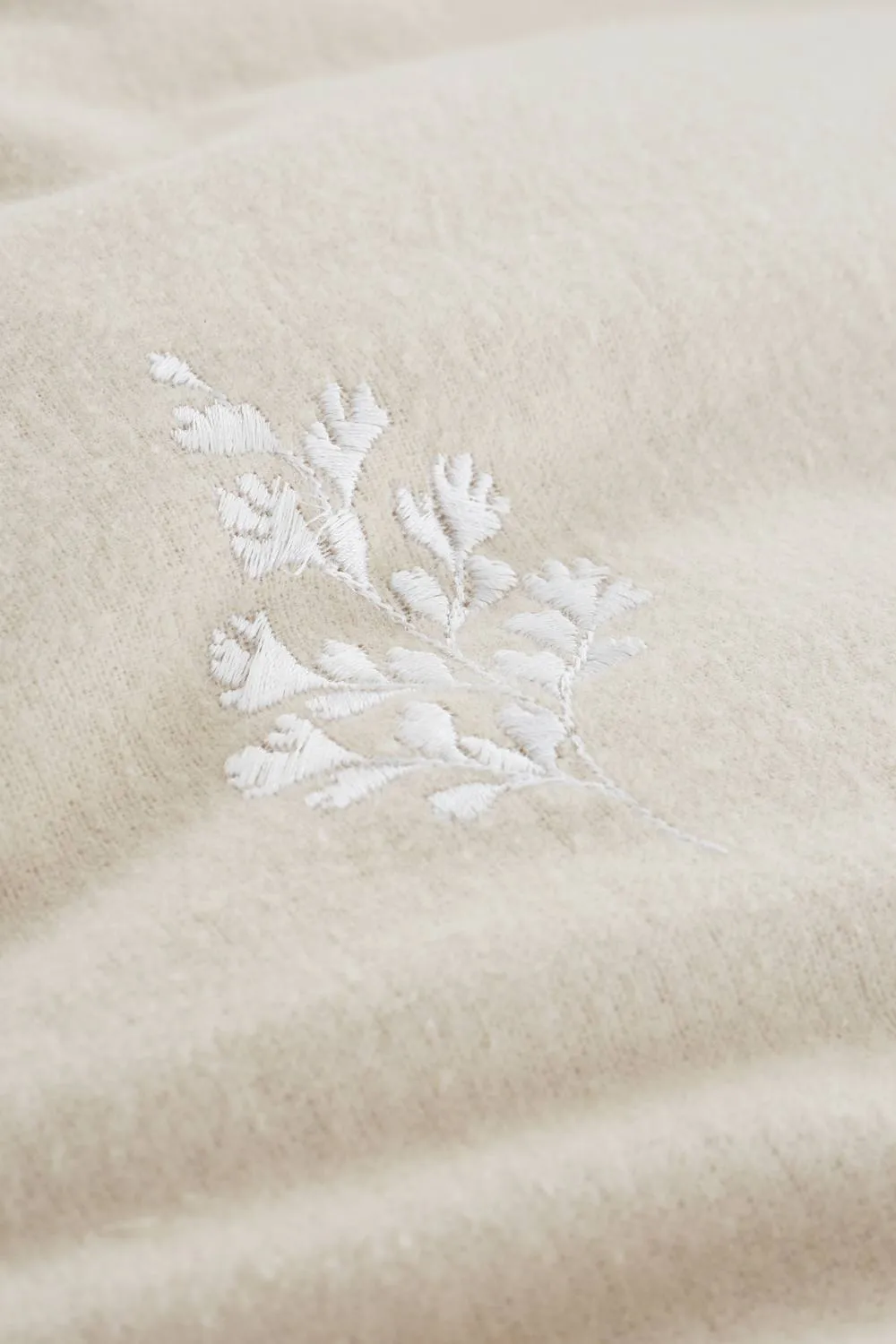 Bianca 'Brushed Embroidery Leaf' Cotton Duvet Cover Set in Natural 5