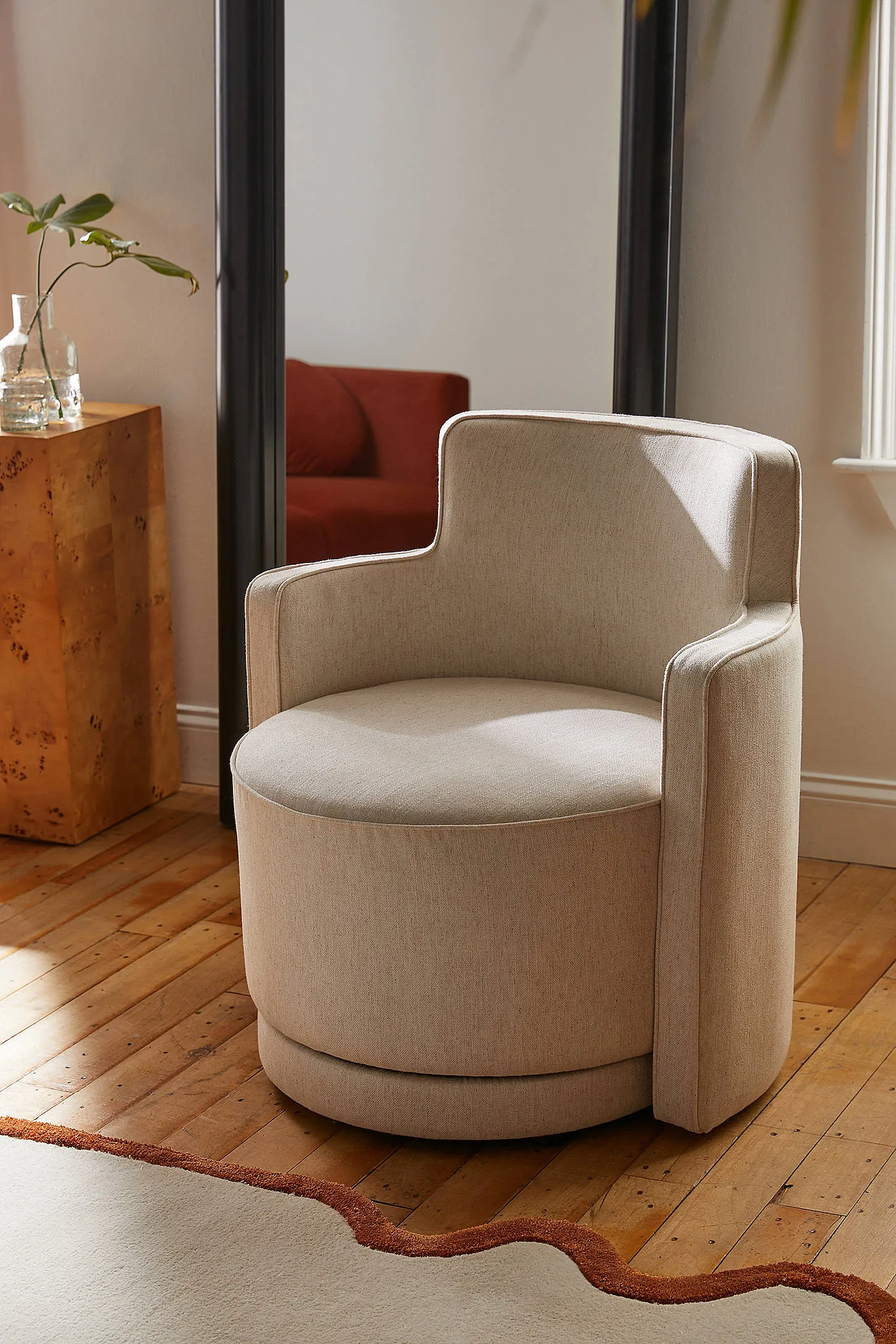 Rhea Swivel Chair - Cream 2