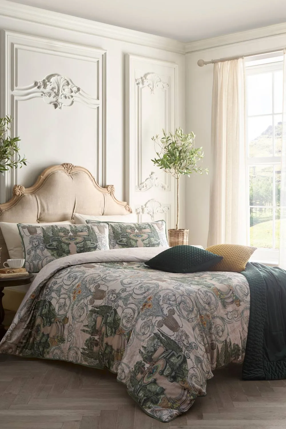 Laurence Llewelyn-Bowen 'Tuscan Garden' 100% Cotton Sateen Duvet Cover Set in Green 5
