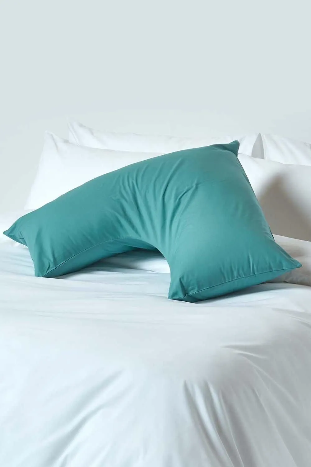 Homescapes Egyptian Cotton V Shaped Pillowcase 200 TC in Teal 2