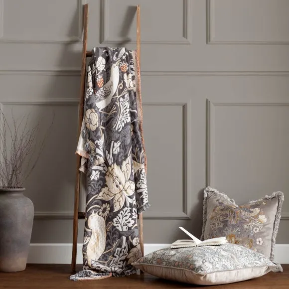 Morris & Co. Strawberry Thief Throw Blanket 130cm x 170cm 1