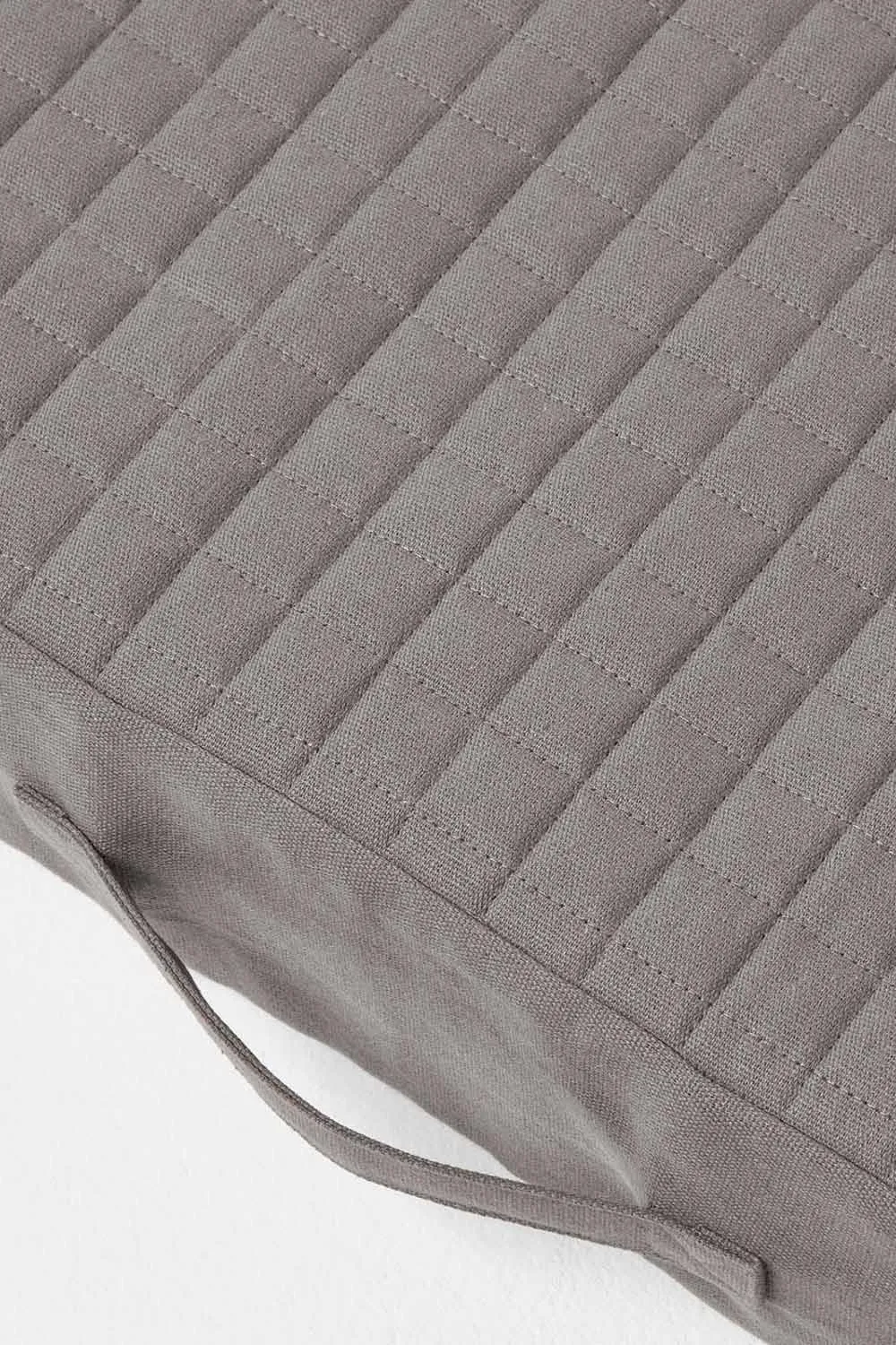 Homescapes Quilted Cotton 3 Seater Orthopaedic Booster Cushion Cover in Charcoal 6
