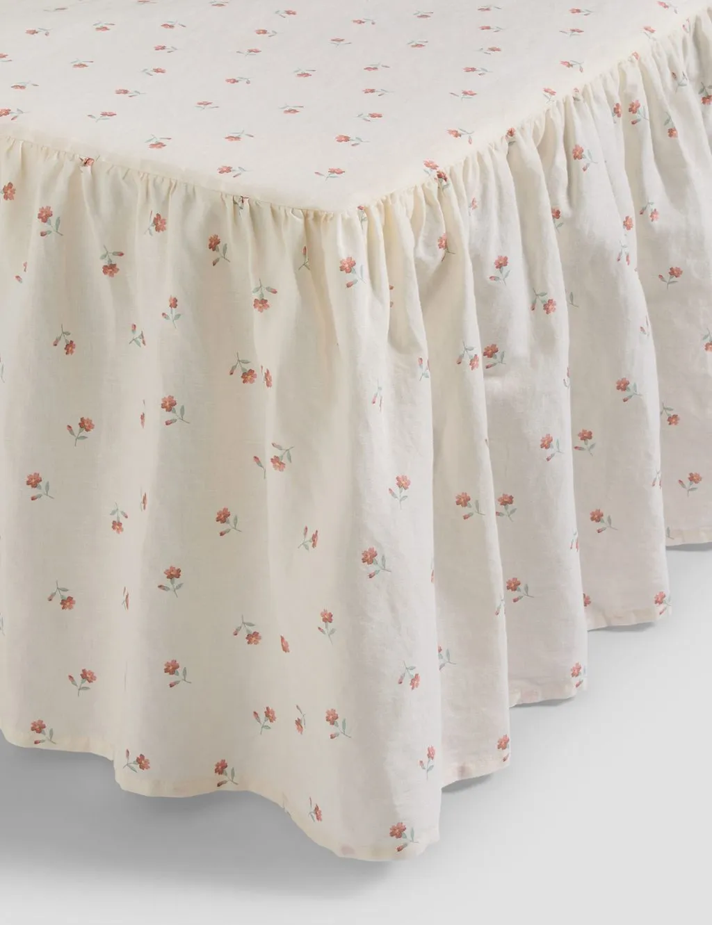 Piglet In Bed Linen Rich Printed Valance Sheet Pearl