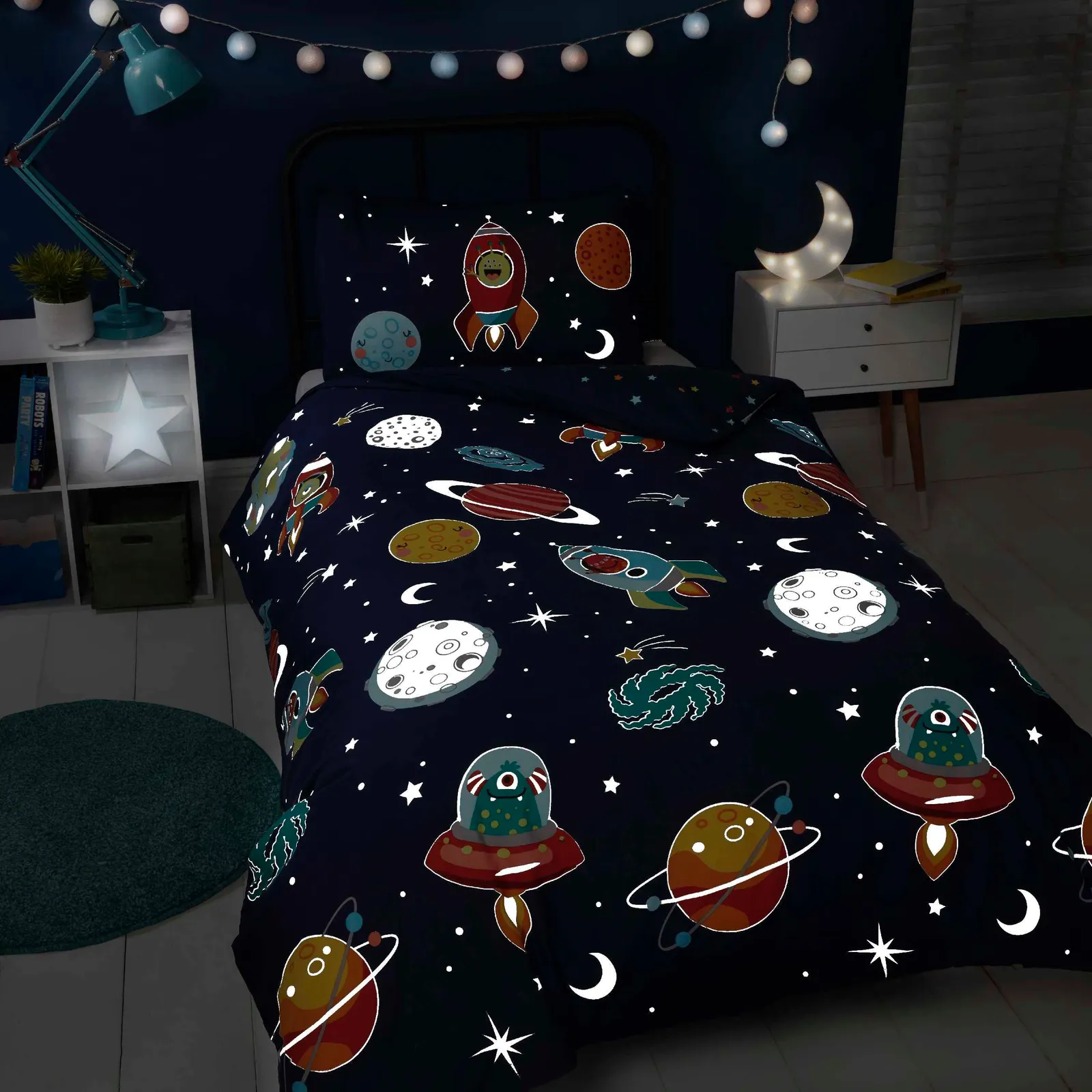 Rapport Home Space & Aliens Glow in the Dark Duvet Cover Set with Pillowcase in Navy 2