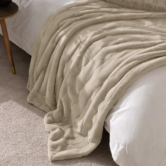 Paoletti Empress Throw Blanket 1