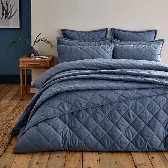 Helston Quilted Bedspread 2