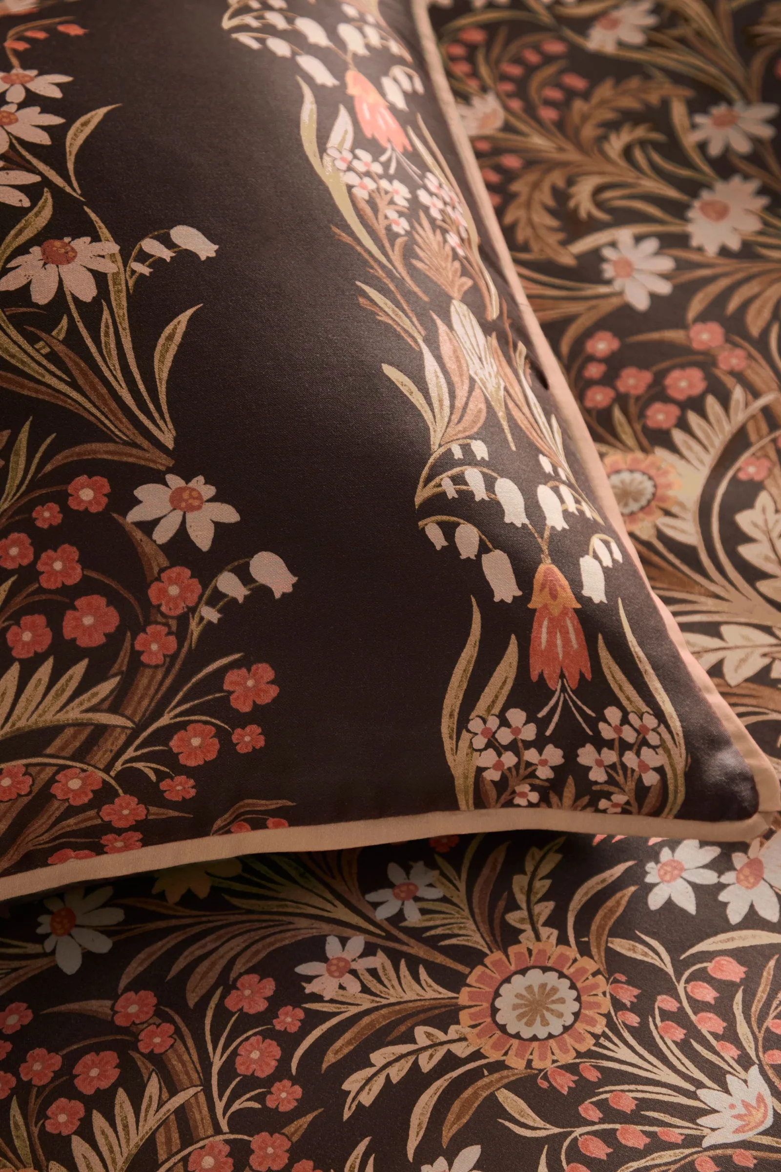 Appletree 'Audrey' 100% Cotton Floral Print Duvet Cover Set in Brown 3