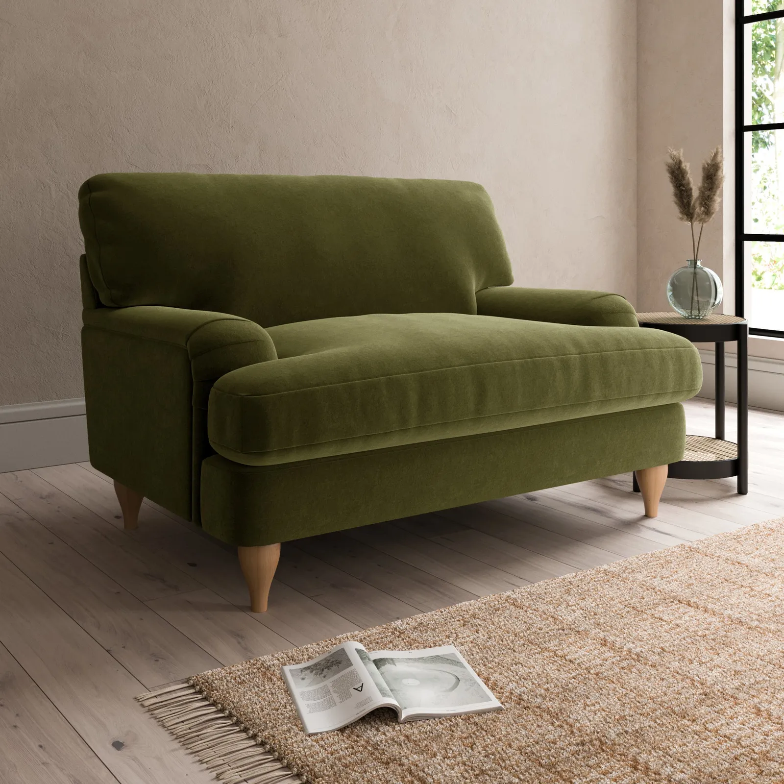 Darwin Luxury Velvet Snuggle Chair Green