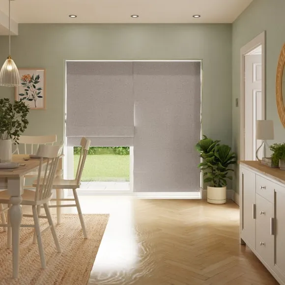 Luna Easy Chain Blackout Roman Blind 1