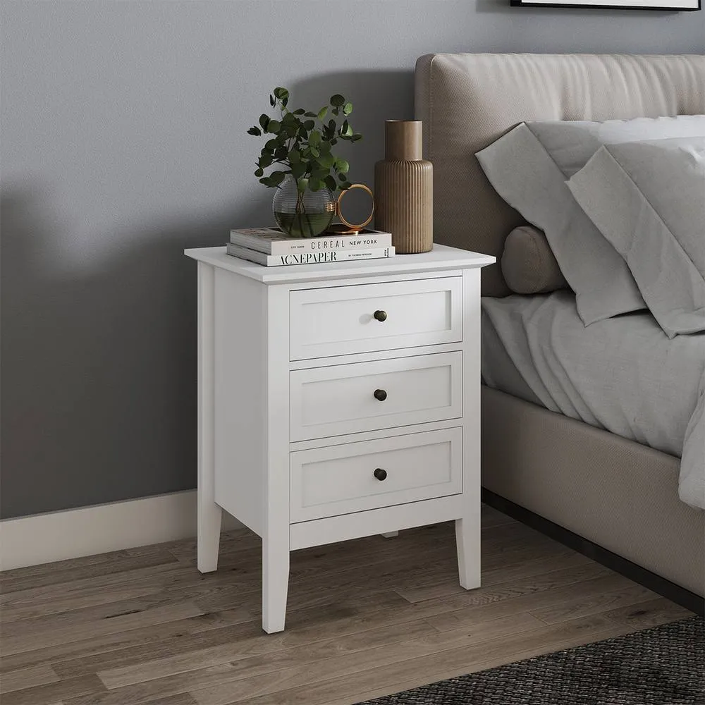 Melody Maison Chest of 6 Drawers & Pair of Bedside Tables - Rowley White Range 6
