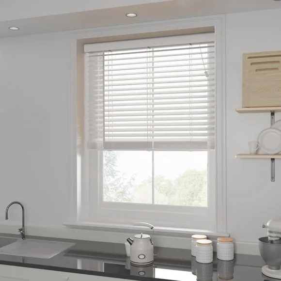 Fauxwood Venetian Blind 6
