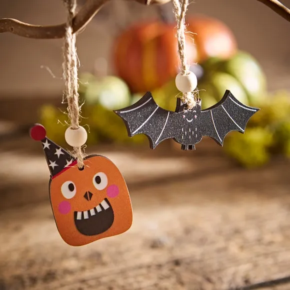 Pack of Wooden Halloween Decorations 2