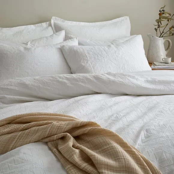 Geo Matalasse Jacquard 100% Cotton Duvet Cover & Pillowcase Set 4