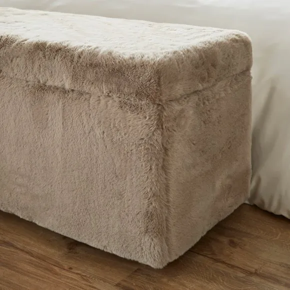 Elysia End of Bed Ottoman, Faux Fur 4