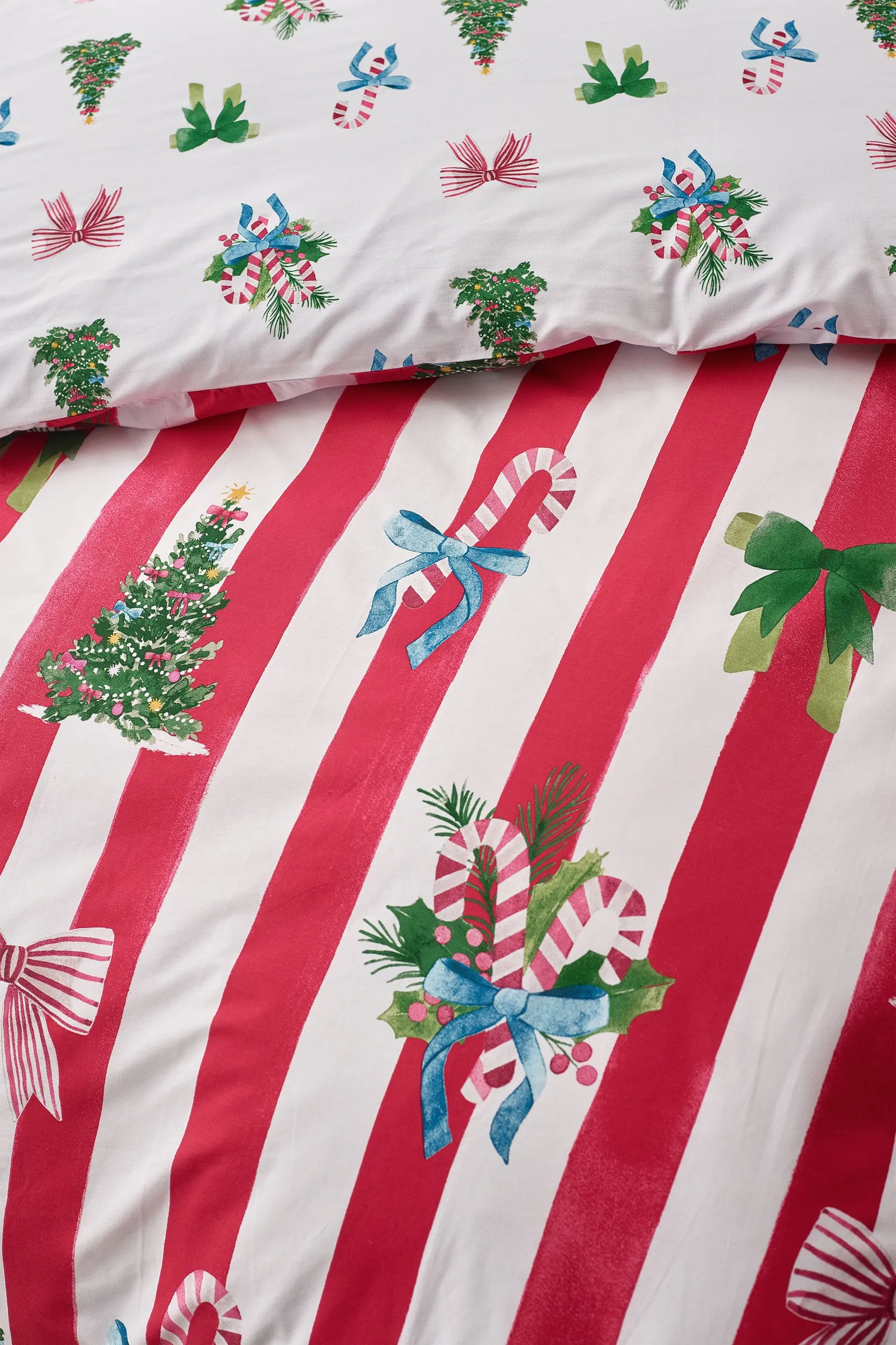 Catherine Lansfield 'Christmas Stripe' Reversible Duvet Cover Set in Red 4