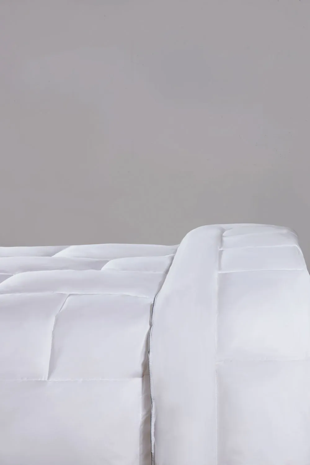 BHS 12 Tog Bamboo Duvet in White 3