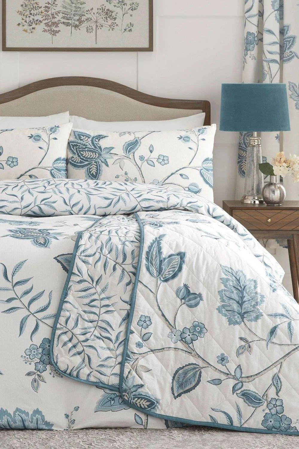 Dreams & Drapes 'Samira' Richly Illustrated Floral Print Duvet Cover Set in Teal 2