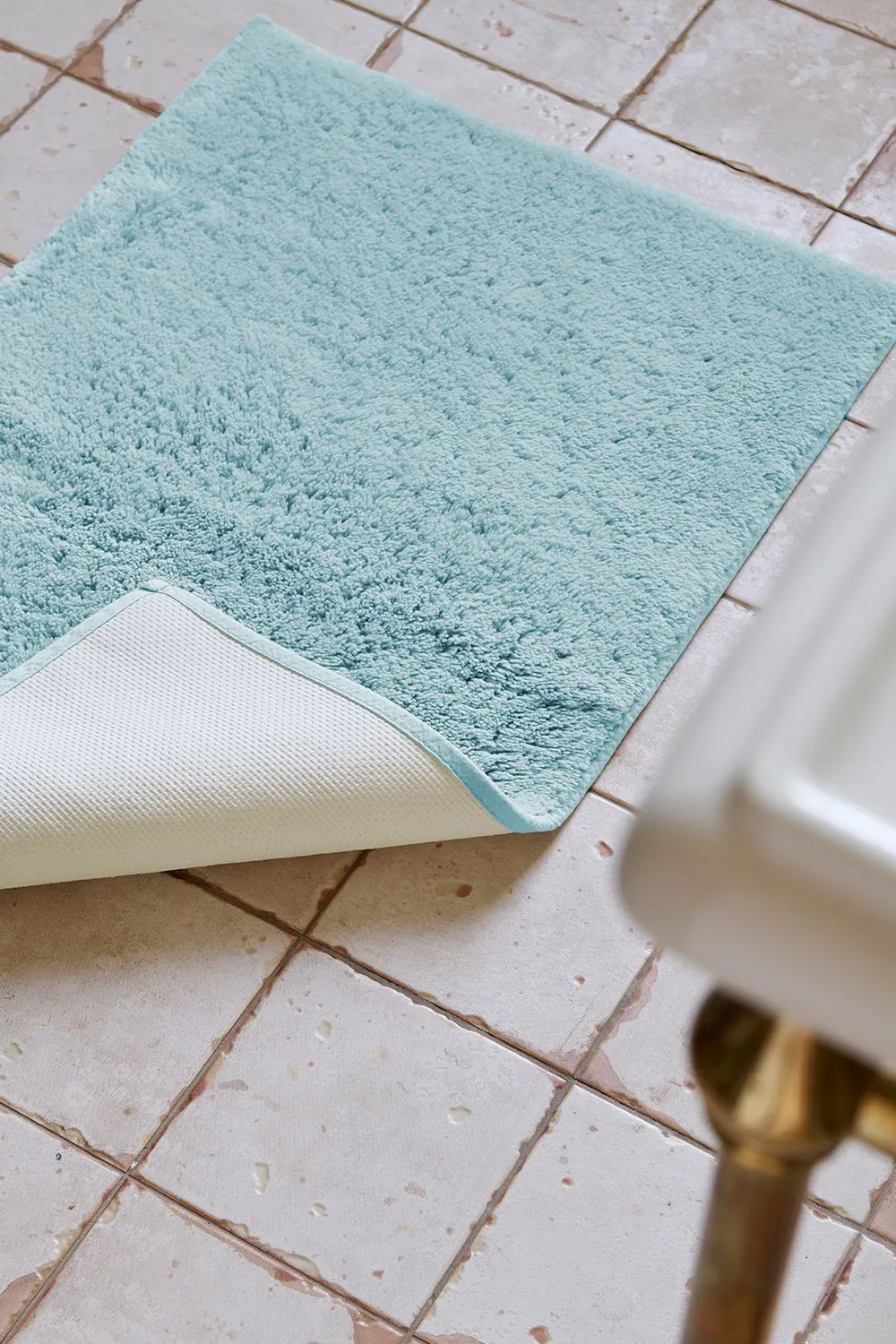 CHRISTY Deep Pile Luxury 100% Cotton 2444GSM Non Slip Bath Rugs in Mid Blue 2