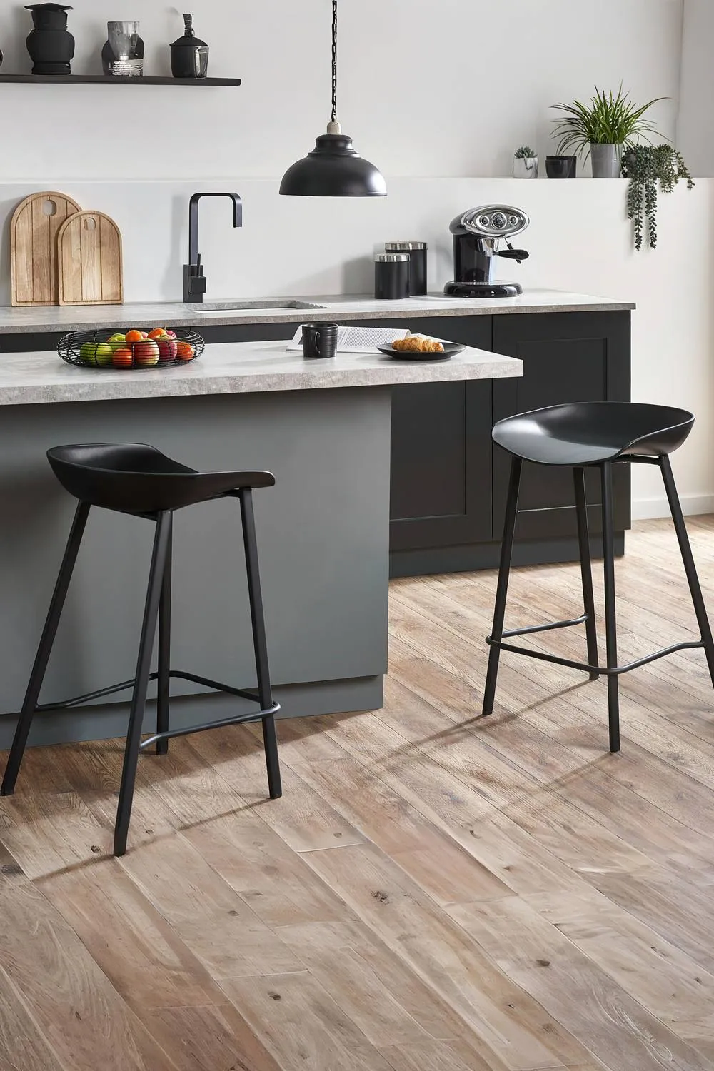 Julian Bowen Renzo Plastic Bar Stool (Set of 2) in Black 2