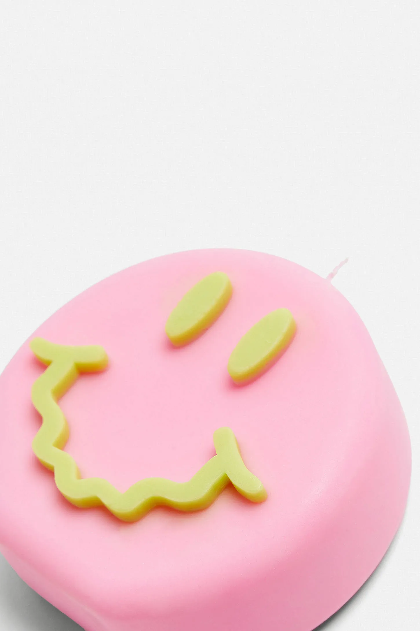 Wavey Casa Pink & Green Get Wavey Candle - Pink 11cm x 11cm x 4cm 3