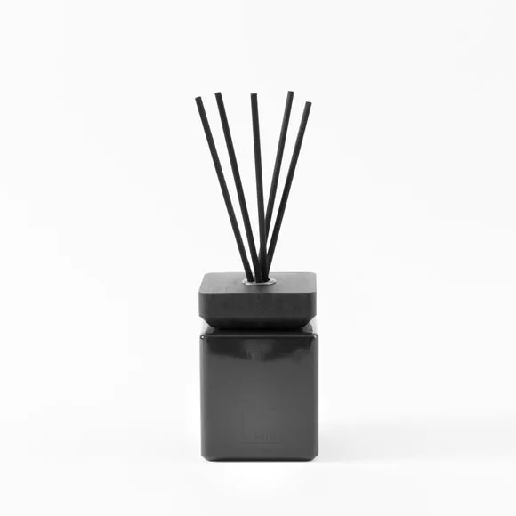 Hotel Midnight Dark Cassis Vanilla & Patchouli Diffuser 4