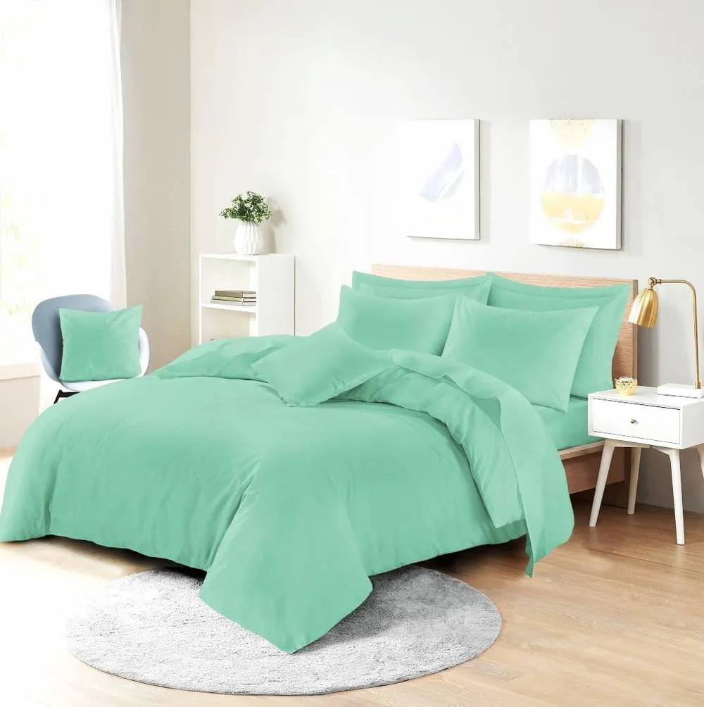 Homes-Linen Plain Dyed Polycotton Duvet Cover Set with Pillowcases in Mint