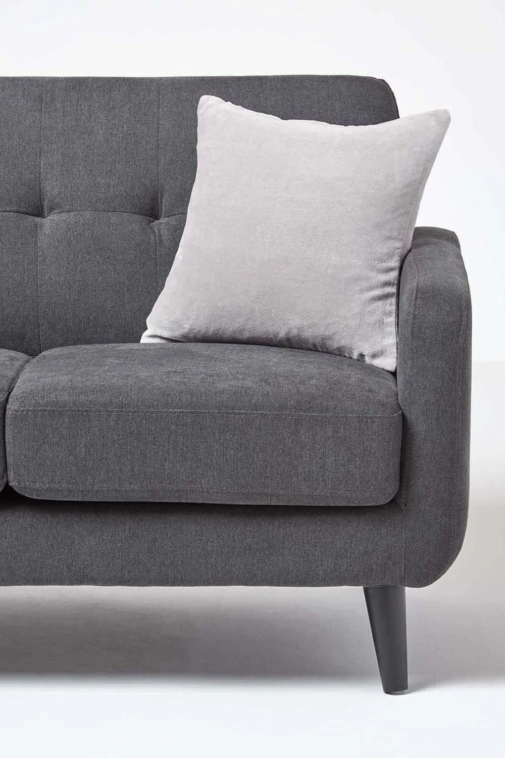 Homescapes Set of 2 Velvet Cushion Covers in Light Grey 4