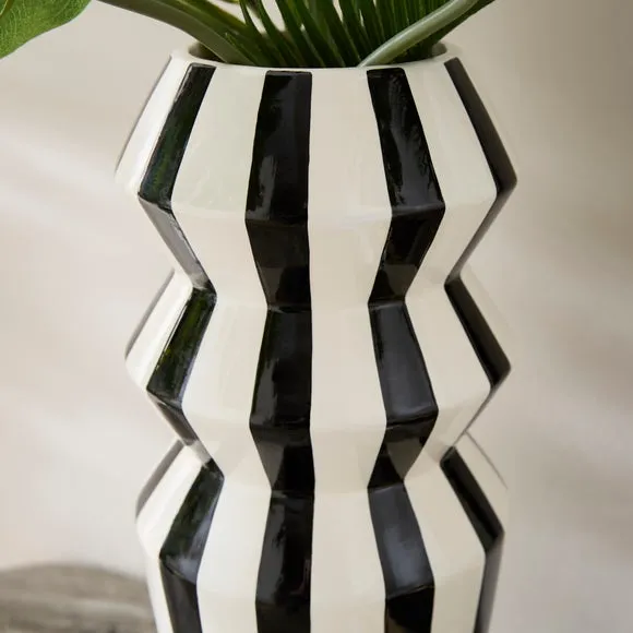 Graphic Striped Angular Black & Cream Vase 2