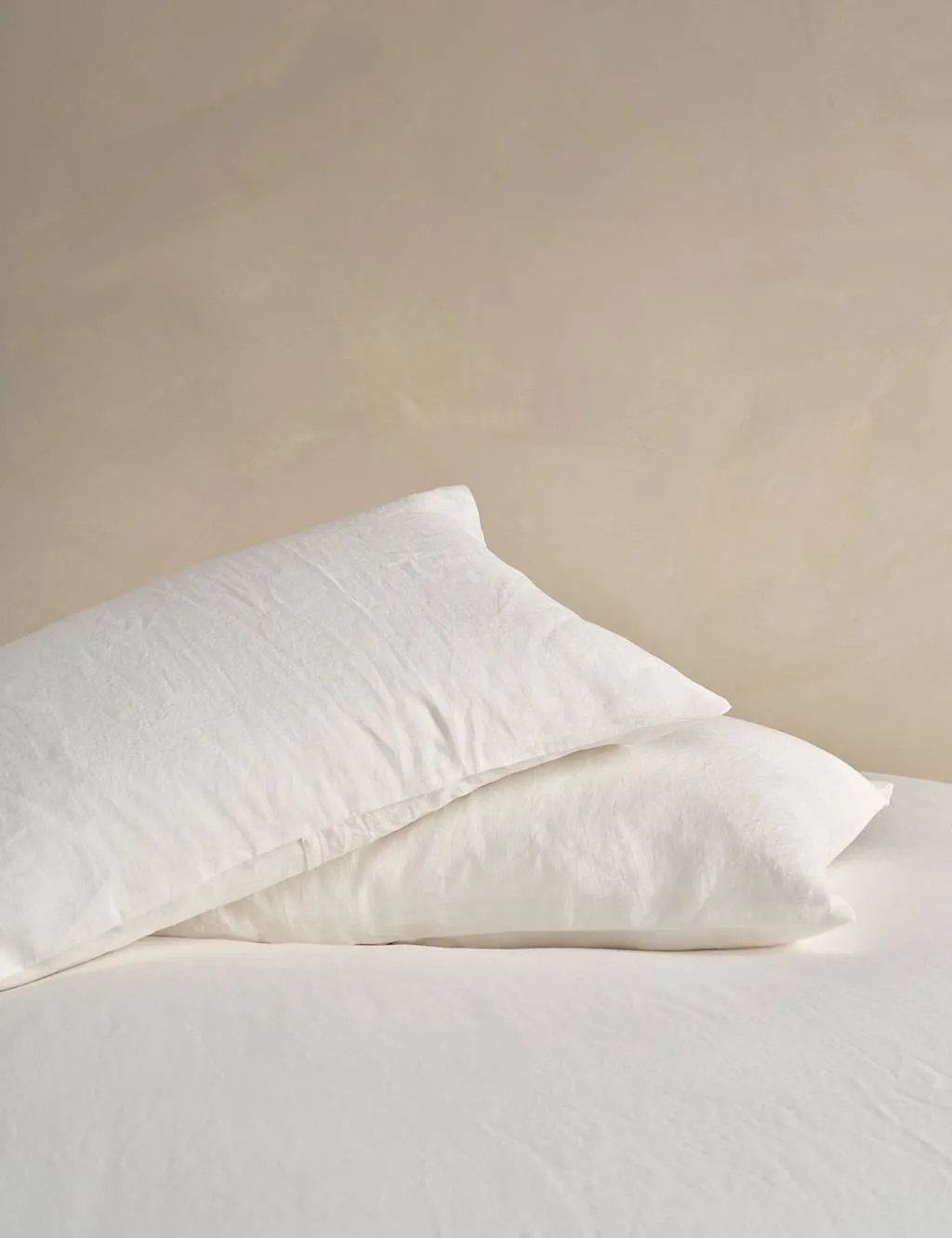Bedfolk Pure Linen Washed Flat Sheet Soft White