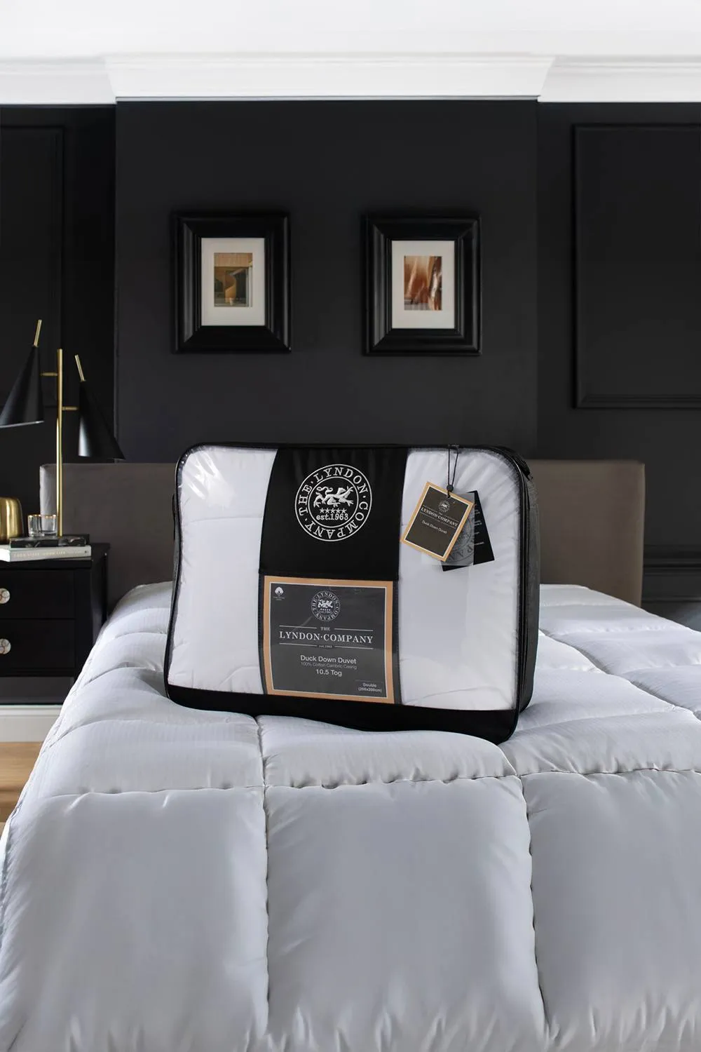 The Lyndon Company Duck Feather & Down 240 Thread Count Casing 13.5 Tog Winter Weight Duvet in White 2