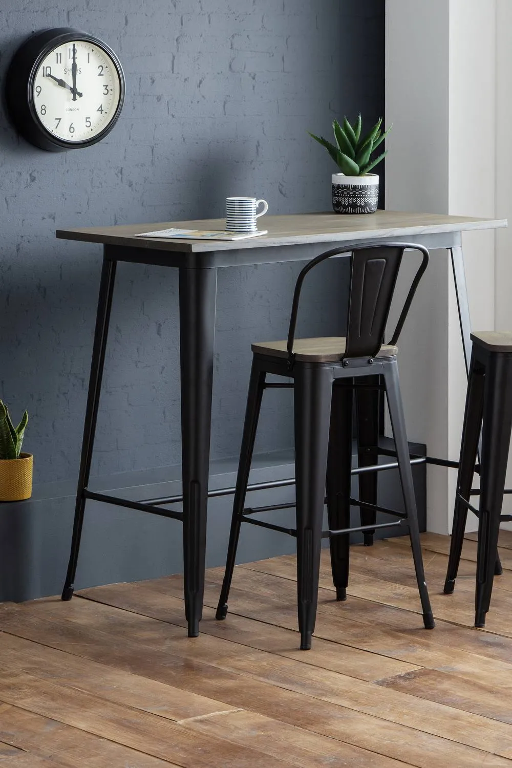 Julian Bowen Grafton Rectangular 2-4 Seater Bar Table in Brown