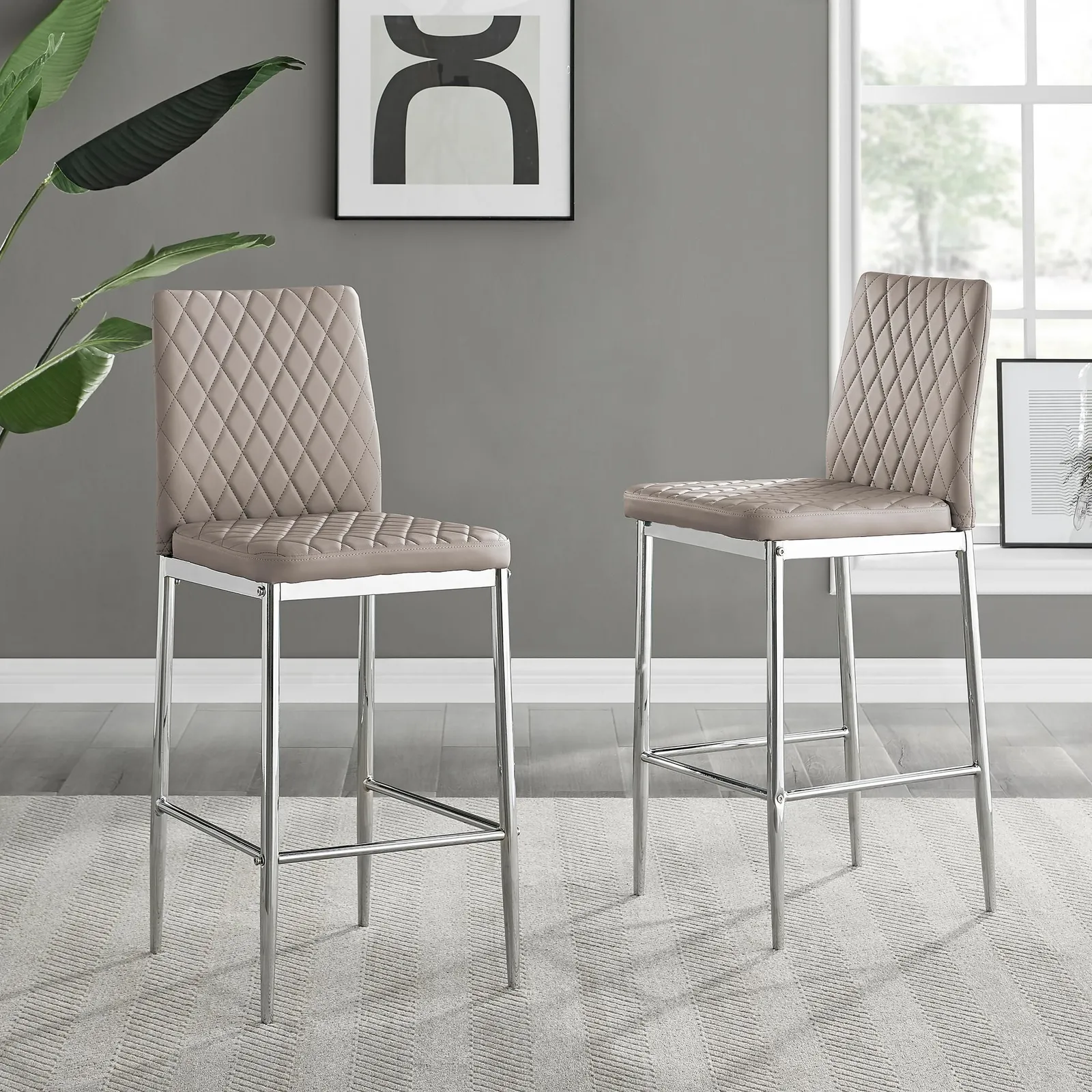 FurnitureboxUK Set of 2 Milan Hatched Faux Leather Padded Counter Stools With Silver Chrome Metal Legs in Beige