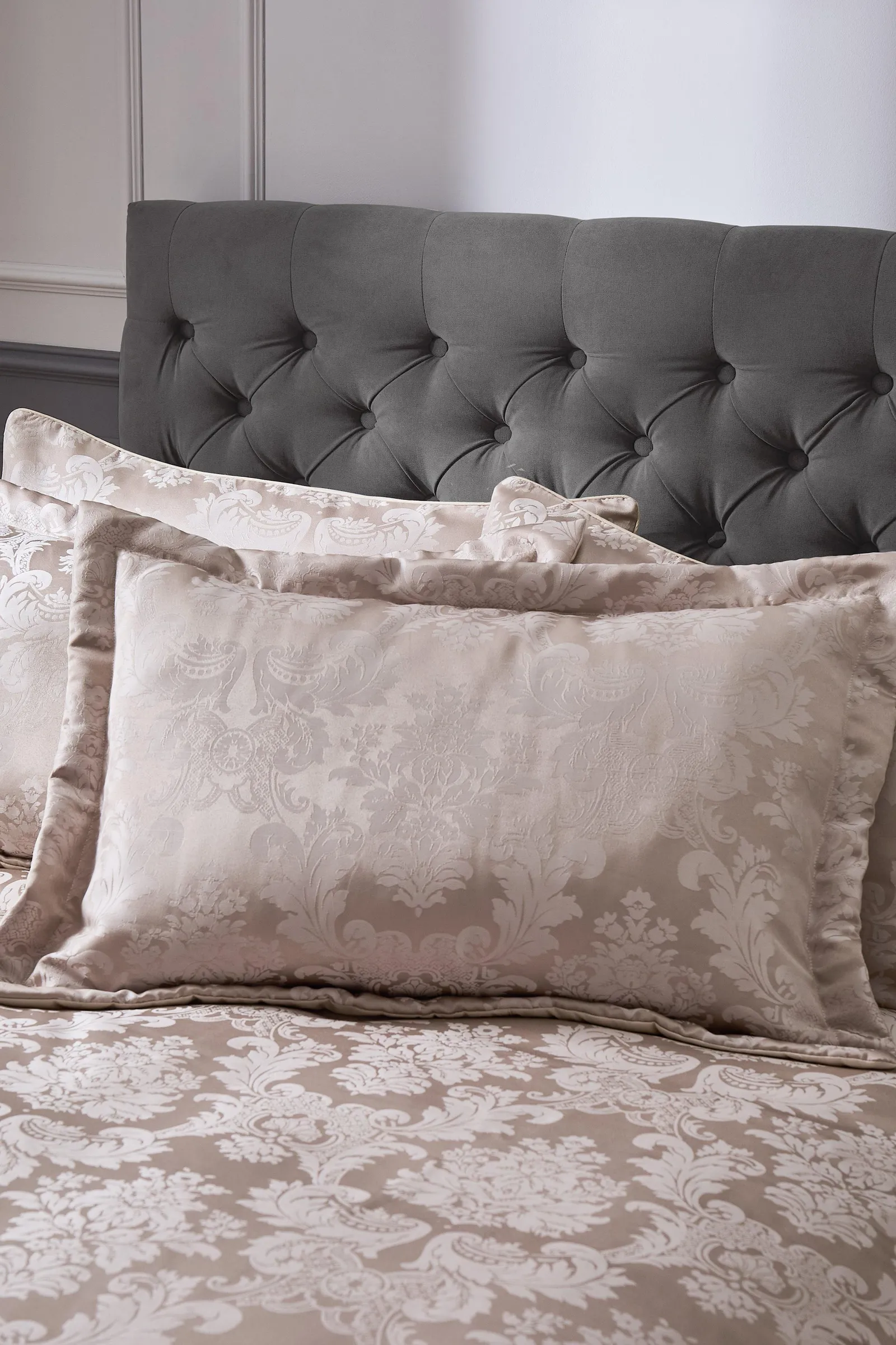 Catherine Lansfield 'Damask Jacquard' Pillowsham Pair in Gold