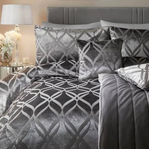 Belfort Duvet Cover and Pillowcase Set 2