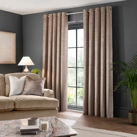 Liza Eyelet Curtains 2